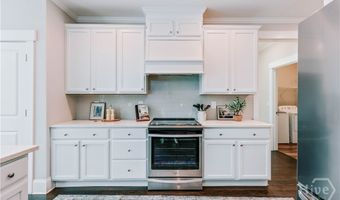105 Inverness Rd, Athens, GA 30606