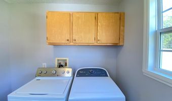 427 Muscadine Trl, Baskerville, VA 23915