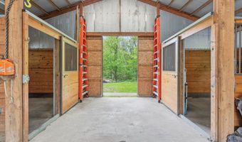 287 S Bear Hill Rd, Chaplin, CT 06235
