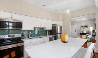 109 Church St 3, Newport, RI 02840