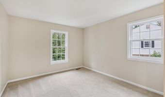 4893 35TH Rd N, Arlington, VA 22207