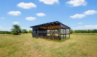 129 Coyote Cave Ln, Alvord, TX 76225