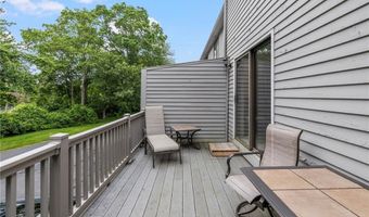 320 Westmoreland St D2, Narragansett, RI 02882