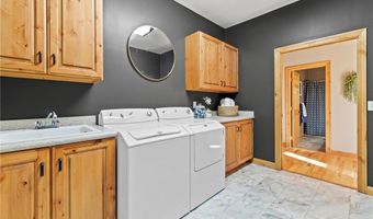 8808 71st St NW, Annandale, MN 55302