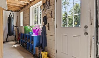 11 Old County Rd, Appleton, ME 04862