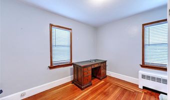 509 Middle Highway Hwy 2, Barrington, RI 02806