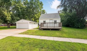 312 S 1st Ave, Brandon, SD 57005