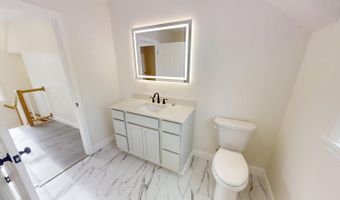 22 14th St, Bangor, ME 04401