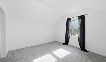 2095 Harold St, Adrian, MI 49221