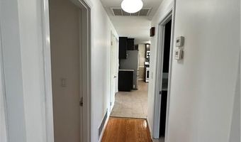 39 Gorham Ave, Warwick, RI 02886