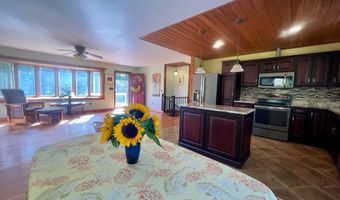 91 Sunny Acres Rd, Brattleboro, VT 05301