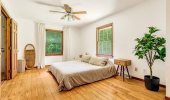 476 Cherry Hill Dr, Aylett, VA 23009