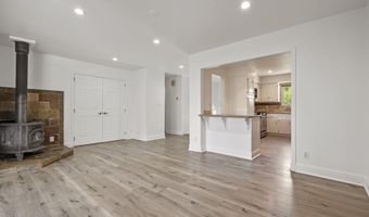 1406 La Loma Dr, Carson City, NV 89701