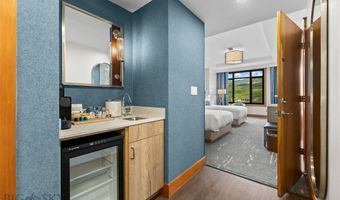 60 Big Sky Resort Rd 10612, Big Sky, MT 59716