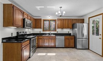 30 Pacheco Dr, North Smithfield, RI 02896