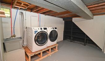 3911 Nottingham Ave, Austintown, OH 44511
