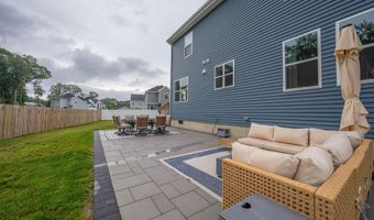 5 Melinda Ct, Bayville, NJ 08721