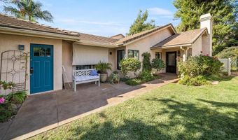 4320 Los Padres Dr, Fallbrook, CA 92028