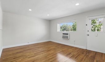 320 LAKEVIEW St 222, Orlando, FL 32804