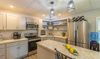 30 S Shore Dr, Barnstead, NH 03225
