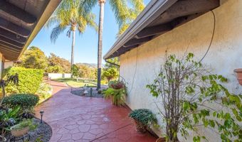 3322 Canonita Dr, Fallbrook, CA 92028