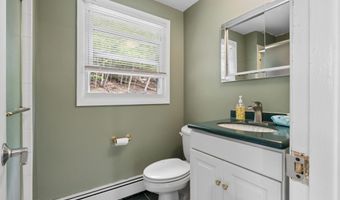 24 Jubilee Cir, Aberdeen, NJ 07747
