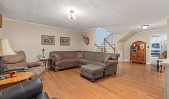 521 East St, Athens, AL 35611