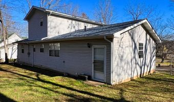 416 N COLLEGE St, Yellville, AR 72687