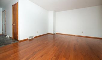 73 Velina Dr, Albany, NY 12203
