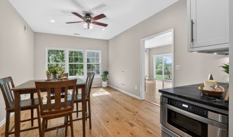 33 Four Oaks Rd, Bedminster, NJ 07921