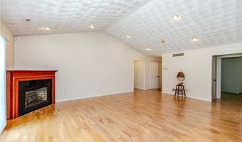 167 Cranberry Ridge Rd, Glocester, RI 02857