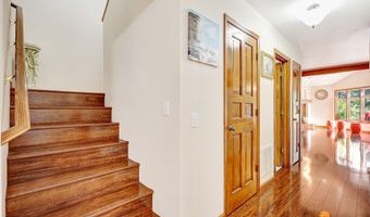 1823 Beaver Pl, Anchorage, AK 99504