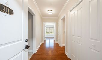 311 Still Water Cir 311, Brookfield, CT 06804