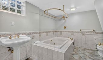 8357 Richland Dr, Anderson Twp., OH 45255