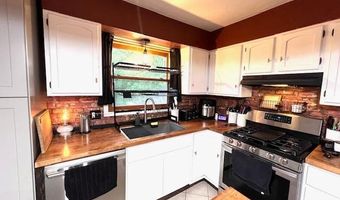 21 HEIGHTS Ct, Abbottstown, PA 17301