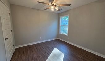 30-32 E 7th St, Adrian, MO 64720