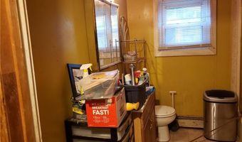 30 Hollywood Ave, Coventry, RI 02816