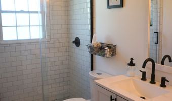 116 Commerce St 15, Clinton, CT 06413