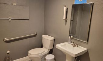 127 S Main St, Ada, OH 45810