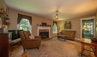 140 Ironworks Rd, Clinton, CT 06413