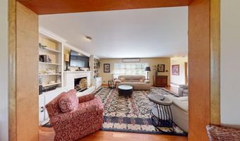 2926 Lucille St, Ashland, KY 41102