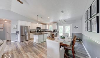 6888 E County Road 800 N, Bainbridge, IN 46105