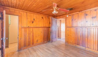 909 Catalina Ln, Alamogordo, NM 88310