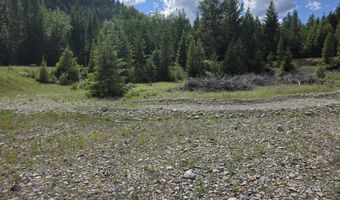 5784 River Rd, Clark Fork, ID 83811