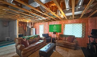 3906 Lone Peak Dr, Bismarck, ND 58503