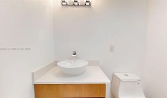 20100 W Country Club Dr 801, Aventura, FL 33180