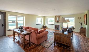 800 COUNTY ROAD 123, Bedford, WY 83112