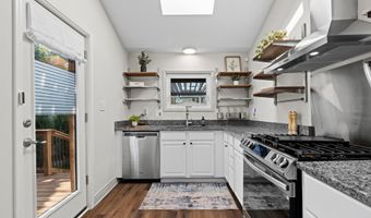 461 Stanley Ave, Columbus, OH 43206