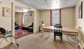 174-176 N Champlain St, Burlington, VT 05401