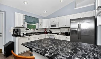 1168 Parkside Dr, Alexandria, KY 41001